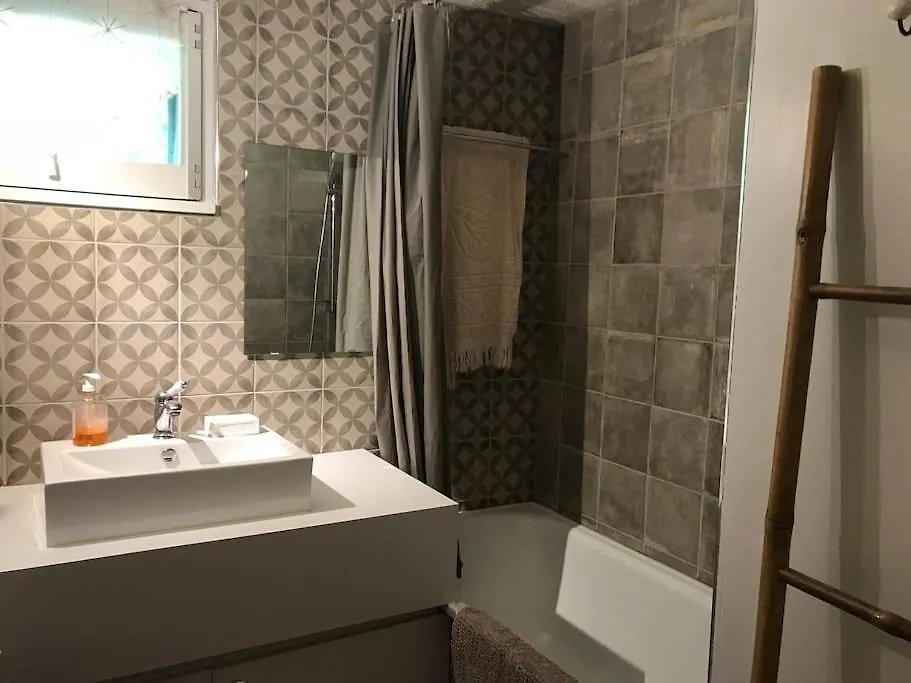Appartement 65M2 Esprit Chalet. Parking. Balcon Cauterets France
